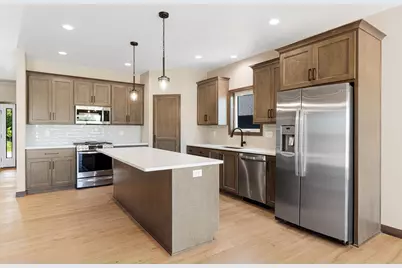 1823 Bobby Jones Drive, De Pere, WI 54115 - Photo 10