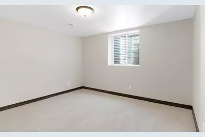 1823 Bobby Jones Drive, De Pere, WI 54115 - Photo 24