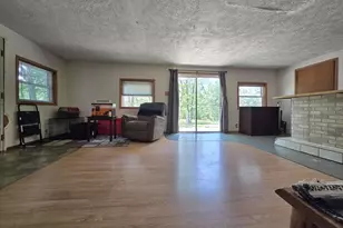 N3275 Mountain Shadow Ln, Wautoma, WI 54982 - Photo 6