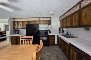 N3275 Mountain Shadow Ln, Wautoma, WI 54982 - Photo 8