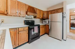 727 Telulah Ave, Appleton, WI 54915 - Photo 10