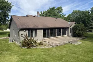 1864 Imperial Rd, Oshkosh, WI 54904 - Photo 18