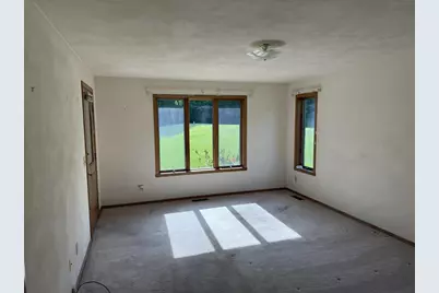 1864 Imperial Road, Oshkosh, WI 54904 - Photo 10