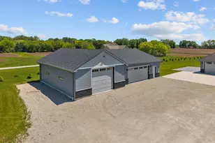 3007 Winnegamie Dr, Appleton, WI 54914 - Photo 20