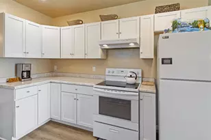 103 W Bay Shore St, Marinette, WI 54143 - Photo 6