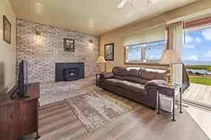 103 W Bay Shore St, Marinette, WI 54143 - Photo 4