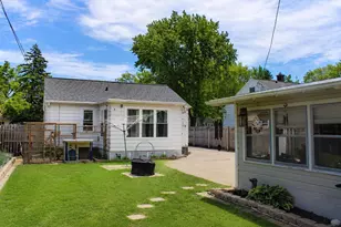 1210 10th Ave, Green Bay, WI 54304 - Photo 22