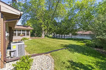 933 E Capitol Drive, Appleton, WI 54911 - Photo 38