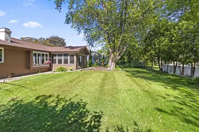 933 E Capitol Drive, Appleton, WI 54911 - Photo 40