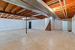 933 E Capitol Dr, Appleton, WI 54911 - Photo 34