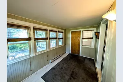 1421 W Bent Avenue, Oshkosh, WI 54901 - Photo 4