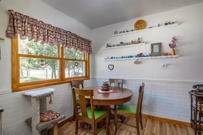 1431 S Walden Avenue, Appleton, WI 54915 - Photo 6