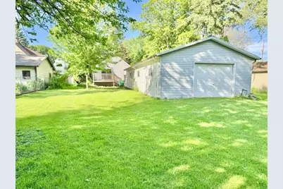 1212 Cass Street, Green Bay, WI 54301 - Photo 4