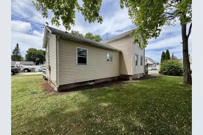 366 Grove Street, Fond du Lac, WI 54935 - Photo 2