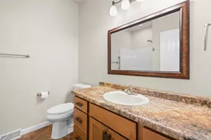 1274 Cameron Cir, Neenah, WI 54956 - Photo 26