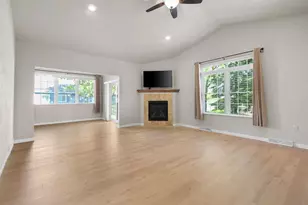 1274 Cameron Cir, Neenah, WI 54956 - Photo 4
