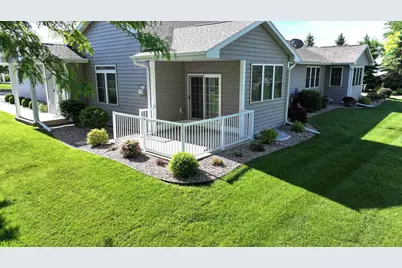 1274 Cameron Circle, Neenah, WI 54956 - Photo 38