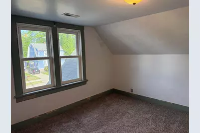 1021 Eastman Street, Oshkosh, WI 54901 - Photo 18