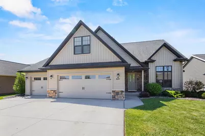 631 Pebblestone Circle, Hobart, WI 54155 - Photo 2