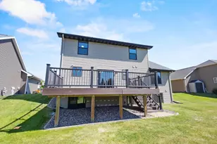 631 Pebblestone Cir, Hobart, WI 54155 - Photo 56