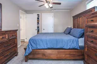 1932 Delaware St, Oshkosh, WI 54902 - Photo 6