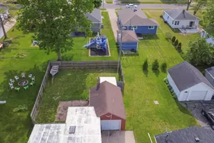 1932 Delaware St, Oshkosh, WI 54902 - Photo 16
