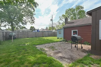 1932 Delaware Street, Oshkosh, WI 54902 - Photo 14