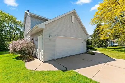 2038 Emerald Drive, Green Bay, WI 54311 - Photo 56