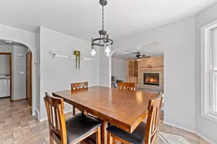 2038 Emerald Dr, Green Bay, WI 54311 - Photo 16