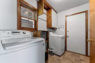 2038 Emerald Dr, Green Bay, WI 54311 - Photo 24