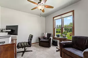 2038 Emerald Dr, Green Bay, WI 54311 - Photo 8