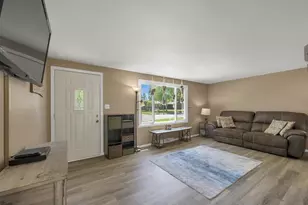 2650 Bayport Ln, Green Bay, WI 54313 - Photo 4