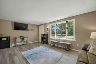 2650 Bayport Ln, Green Bay, WI 54313 - Photo 6