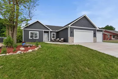 108 River Court, Theresa, WI 53091 - Photo 2