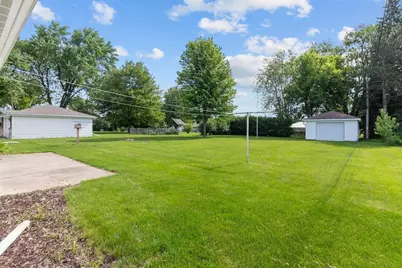 3300 N Lawe Street, Appleton, WI 54911 - Photo 32
