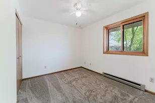 280 N Campbell Rd, Oshkosh, WI 54902 - Photo 12