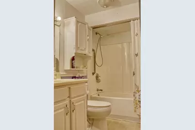 921 W Weiland Avenue, Appleton, WI 54914 - Photo 16