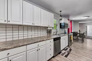 707 E Randall St, Appleton, WI 54911 - Photo 14