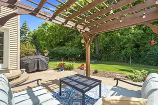 1594 Kingswood Dr, Neenah, WI 54956 - Photo 32