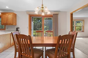 2055 Lynn Dr, Neenah, WI 54956 - Photo 16
