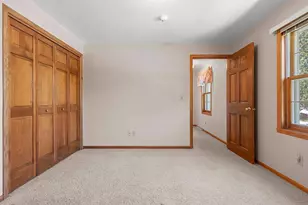 2055 Lynn Dr, Neenah, WI 54956 - Photo 28