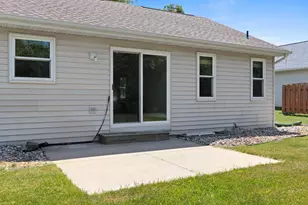 W6034 Paige Way, Appleton, WI 54915 - Photo 40