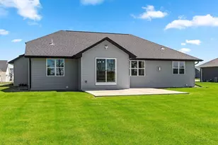 2174 Potter Dr, De Pere, WI 54115 - Photo 4