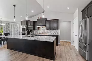 2174 Potter Dr, De Pere, WI 54115 - Photo 16