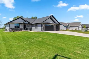 2174 Potter Dr, De Pere, WI 54115 - Photo 56