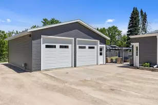 499 Elm St, Berlin, WI 54923 - Photo 2