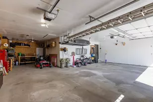 1245 Weatherwood Dr, Neenah, WI 54956 - Photo 54