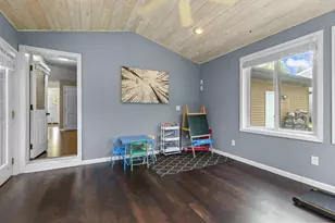 1245 Weatherwood Dr, Neenah, WI 54956 - Photo 24