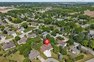 1245 Weatherwood Dr, Neenah, WI 54956 - Photo 74