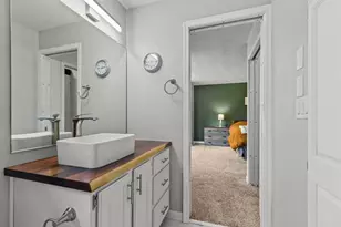 1245 Weatherwood Dr, Neenah, WI 54956 - Photo 32